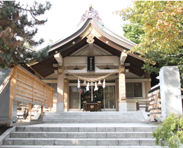 彌彦神社